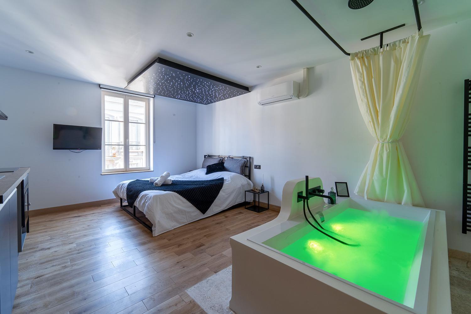 La Nuit Sous Les Etoiles Apartment Nancy Ngoại thất bức ảnh
